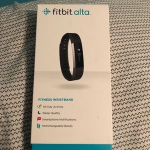 Brand new fitbit alta never used